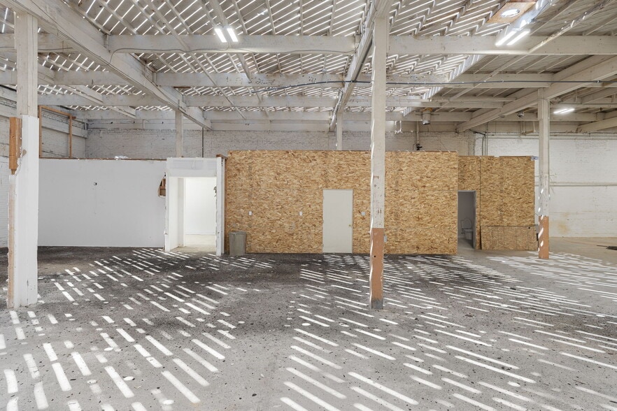 More Photos Of 205 N Park Ave, Pomona Warehouse For Lease