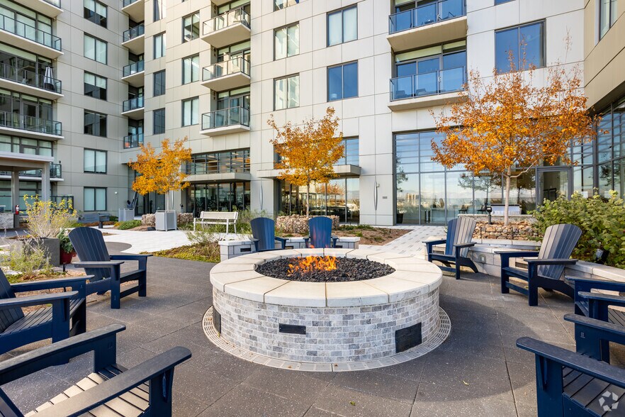 More Photos Of 909 Bannock St, Denver Apartments For Lease