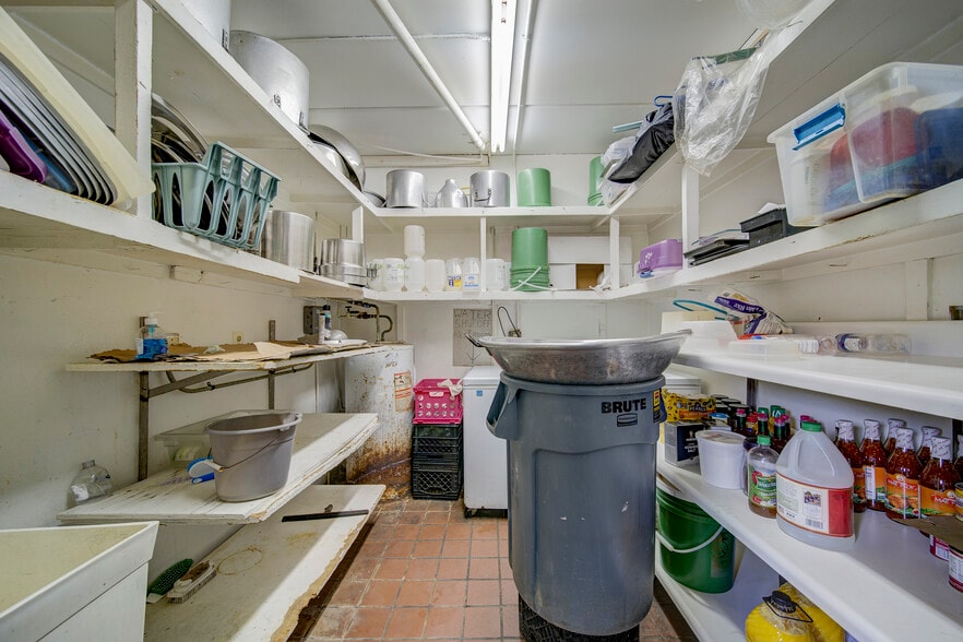 More Photos Of 58000 Card Sound Rd, Key Largo Restaurant For Sale