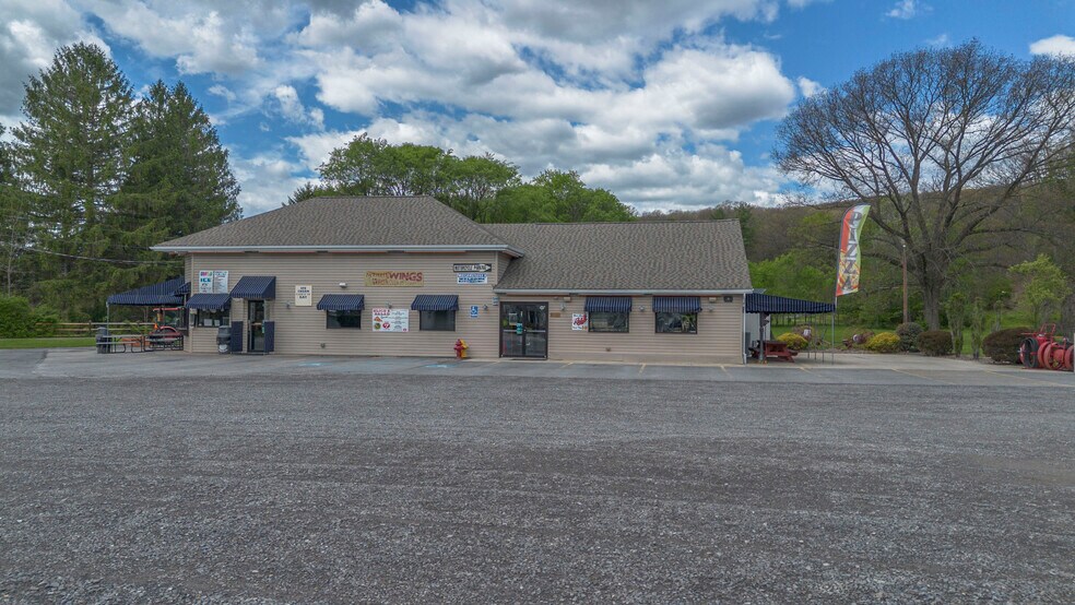 More Photos Of 13524 S Eagle Valley Rd, Tyrone Restaurant For Sale