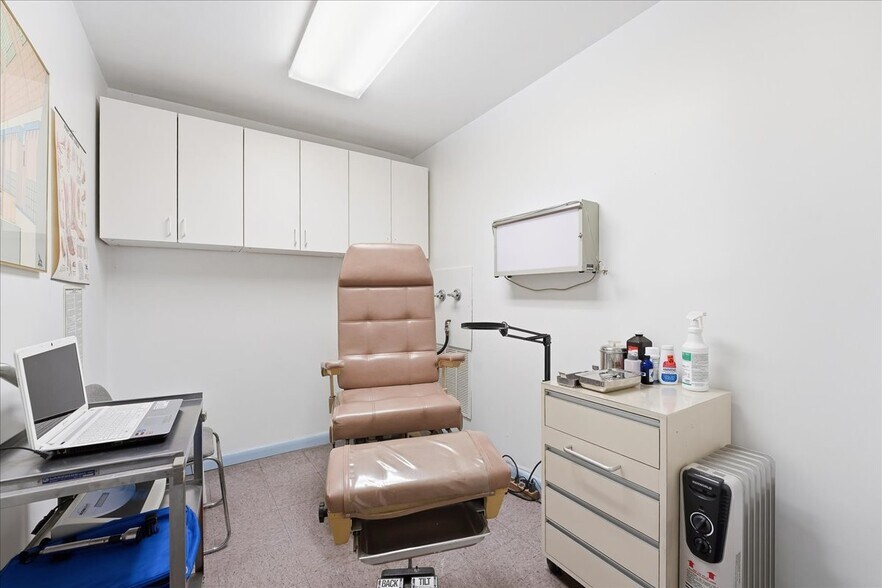 More Photos Of 741 Bloomfield Ave, Verona Office For Sale