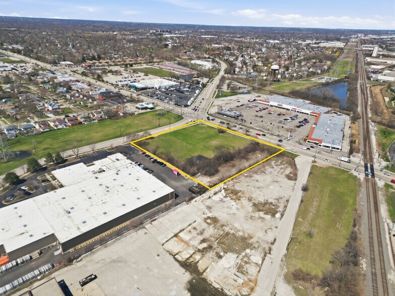 More Photos Of 625 Dundee Rd, Wheeling Land For Sale