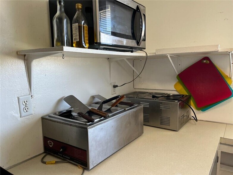 More Photos Of 20674 S Highway 59, Evansville Restaurant For Sale