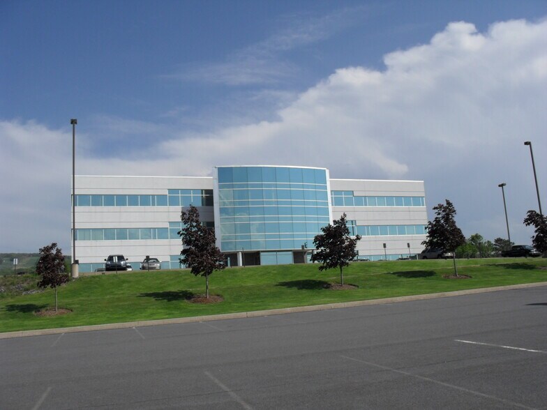More Photos Of 50 Glenmaura National Blvd, Moosic Medical For Lease