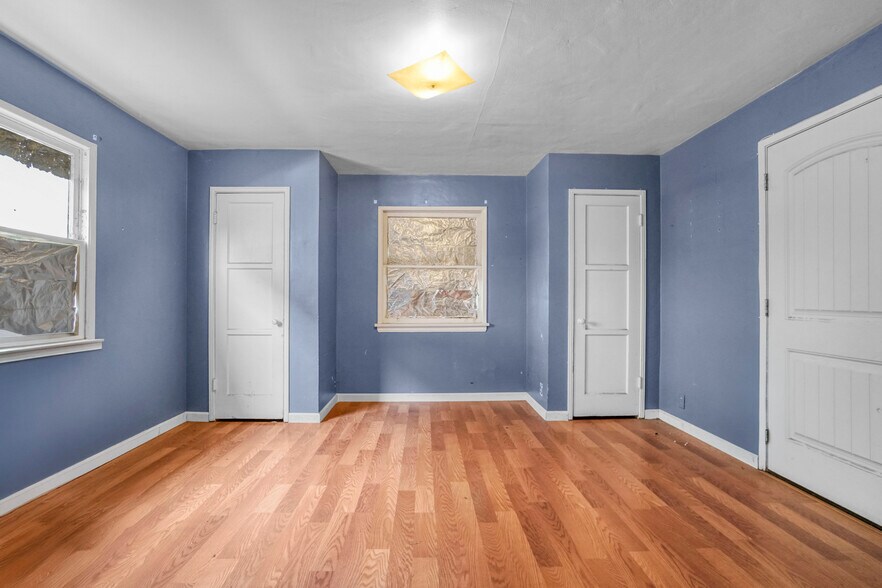 More Photos Of 6833 Simpson Ave, North Hollywood Land For Sale