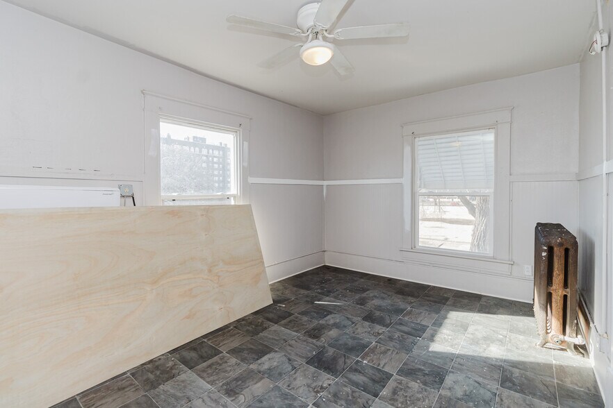 More Photos Of 638 N Broadway Ave, Wichita Multifamily For Sale