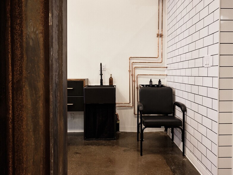 More Photos Of 2414 Frankford Ave, Philadelphia Apartments For Sale