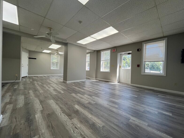 More Photos Of 1390 Mendon Rd, Cumberland General Retail For Lease