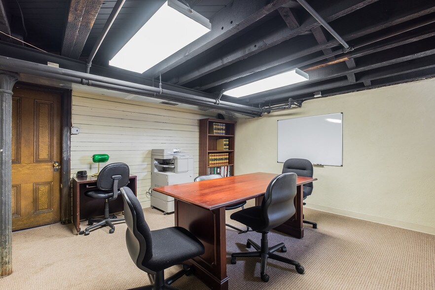 More Photos Of 214 Fayette St, Conshohocken Office Residential For Lease