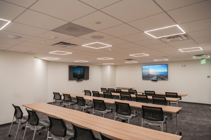 More Photos Of 29 S Main St, West Hartford Office For Lease