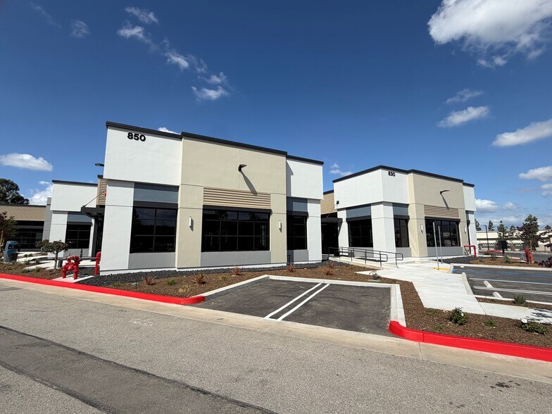 More Photos Of 840 Patriot Dr, Moorpark Medical For Sale