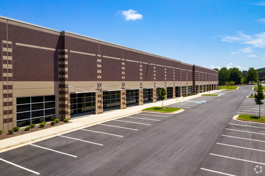 More Photos Of 6185 Shiloh Crossing, Alpharetta Warehouse For Lease