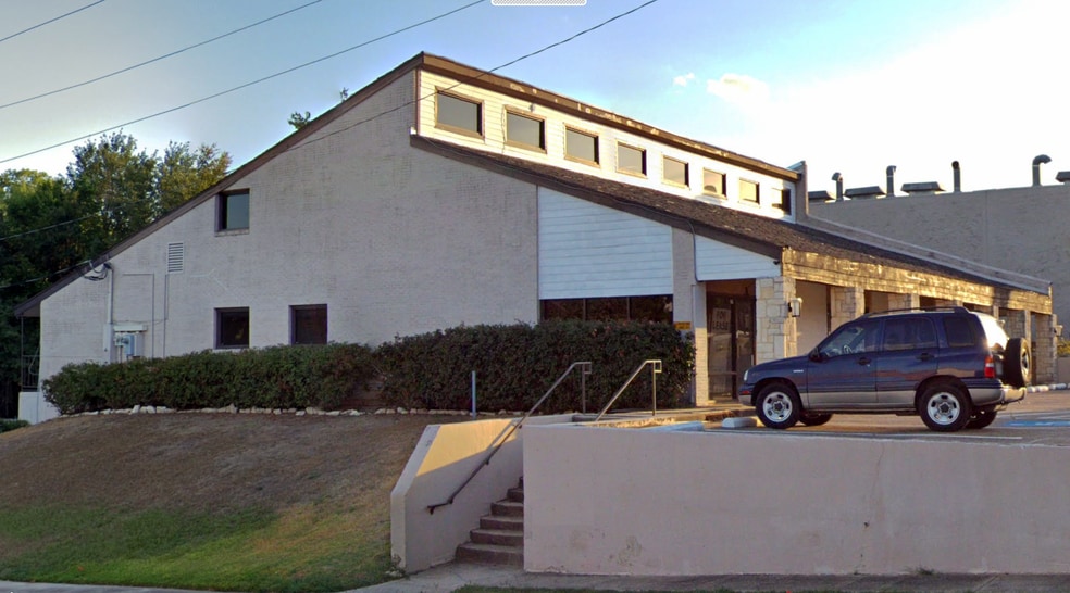 More Photos Of 760 E Pipeline Rd, Hurst Storefront For Lease