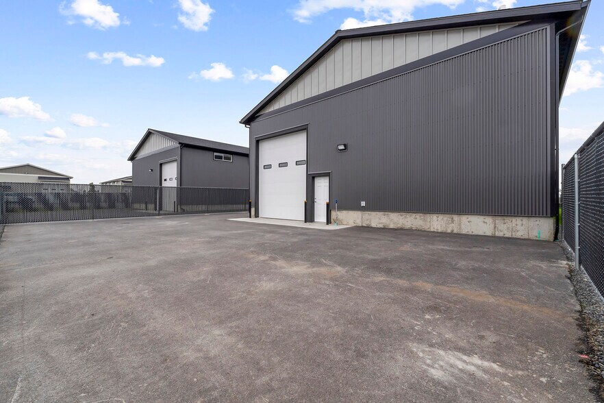 More Photos Of 3493 W Daugharty Loop, Hayden Industrial For Lease