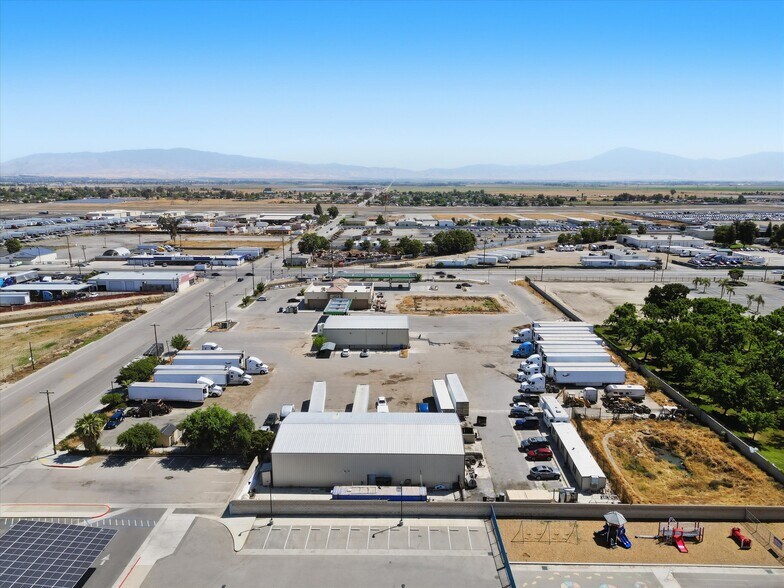 More Photos Of 2201 S Union Ave, Bakersfield Truck Stop For Sale