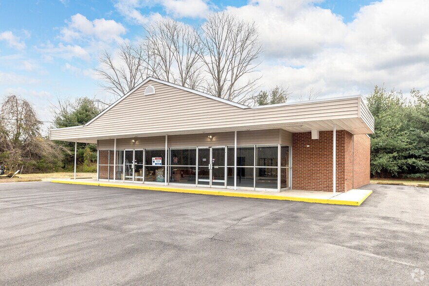 More Photos Of 266 Pointville Rd, Pemberton Freestanding For Sale