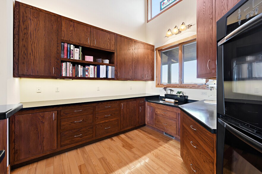 More Photos Of 32846 Block Rd, Paola Specialty For Sale