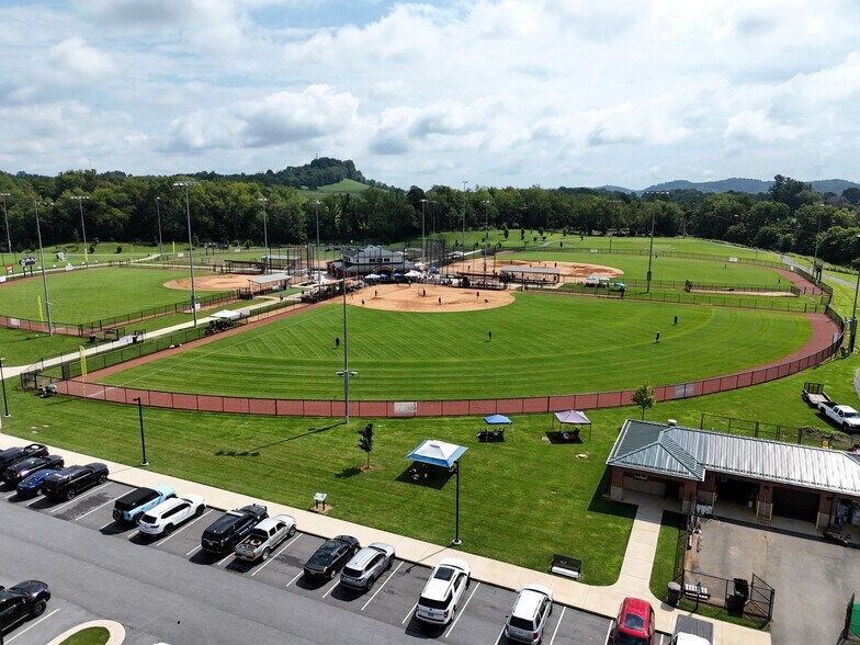 More Photos Of Cook St, Abingdon Land For Sale