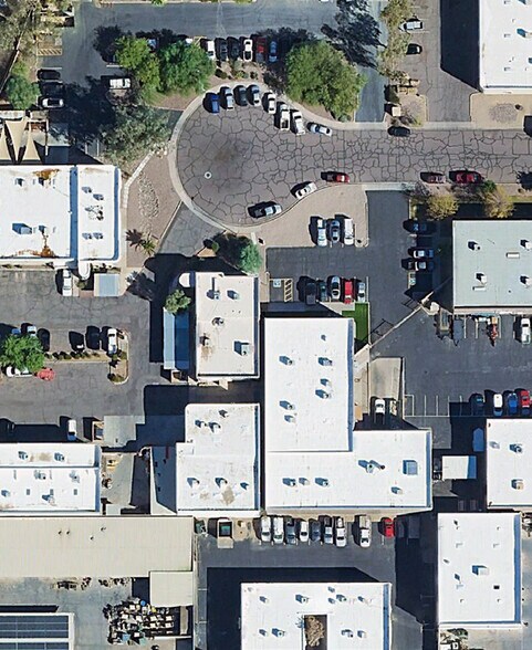 More Photos Of 325 W Melinda Ln, Phoenix Manufacturing For Lease