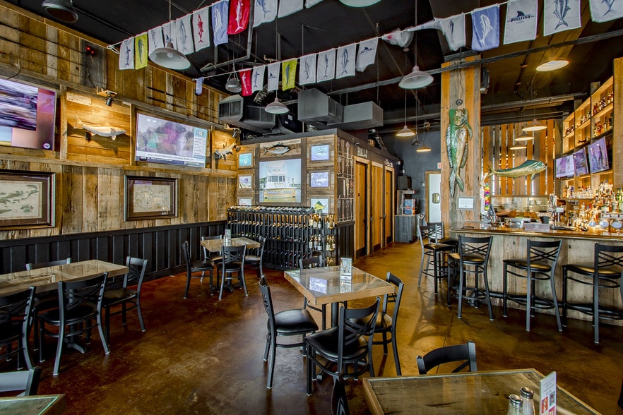 More Photos Of 4001 Nicholson Dr, Baton Rouge Hotel For Lease