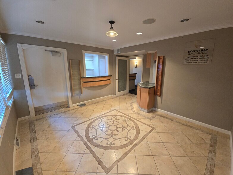 More Photos Of 1200 Scott Blvd, Santa Clara Medical For Lease