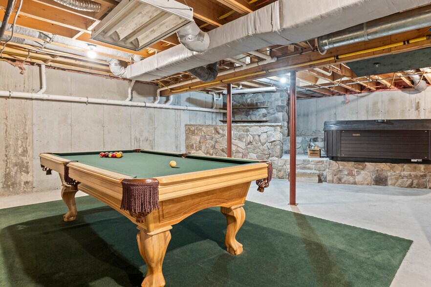 More Photos Of 41 Hobbs Rd, West Newfield Specialty For Sale