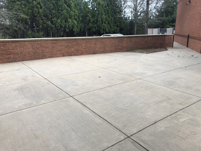 More Photos Of 11875 Jones Bridge Rd, Alpharetta Unknown For Lease
