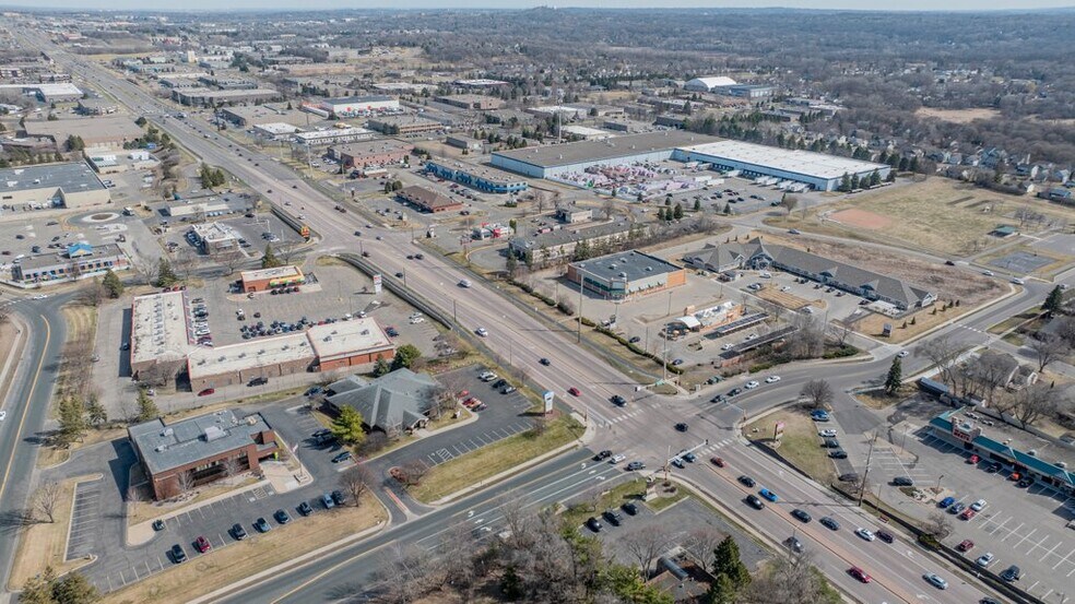 More Photos Of 4205-4225 Egan Dr, Savage Drugstore For Sale