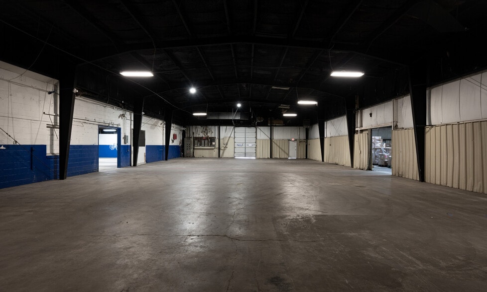 More Photos Of 1941 Haw River Hopedale Rd, Burlington Warehouse For Sale
