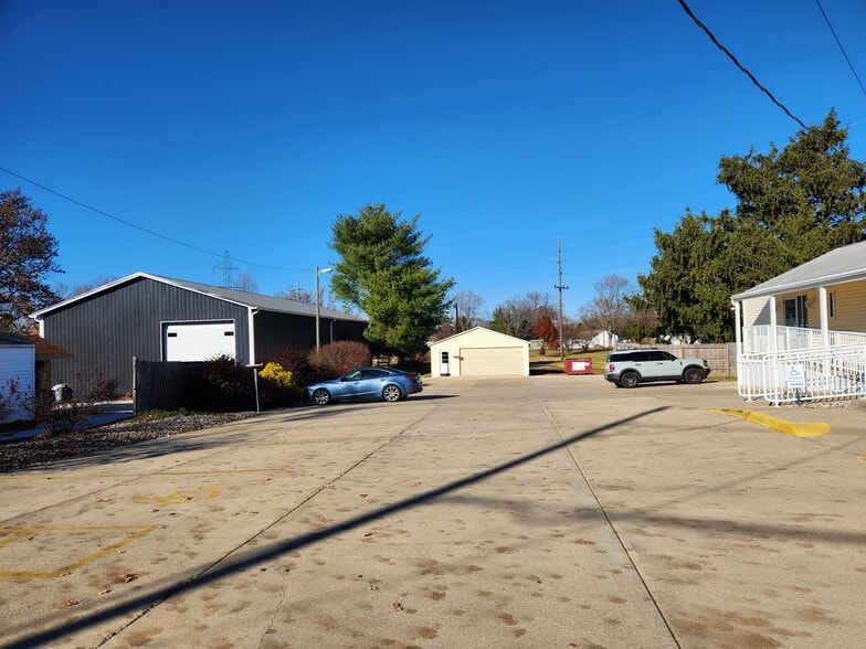 More Photos Of 3760 Union St, Lafayette Specialty For Sale