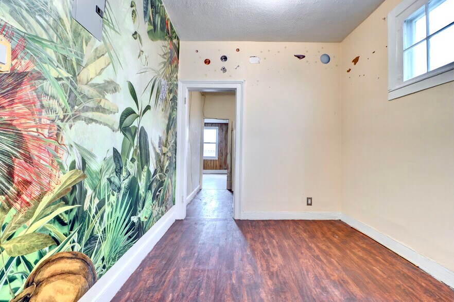 More Photos Of 159 Nassau Ave, Brooklyn Apartments For Sale