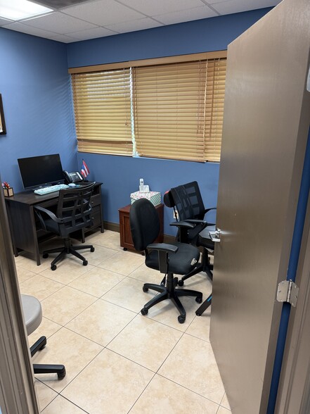 More Photos Of 11801 SW 90th St, Miami Medical For Sale