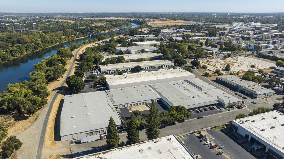 Primary Photo Of 819-849 N 10th St, Sacramento Warehouse For Lease