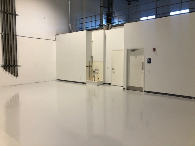 More Photos Of 340 Marshall Ave, Aurora Warehouse For Sale