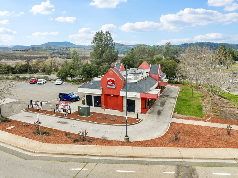 More Photos Of 15945 Dam Rd, Clearlake Fast Food For Sale