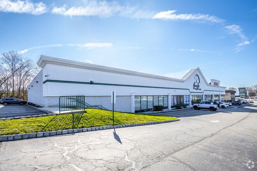 More Photos Of 1308 State Route 23, Wayne Freestanding For Lease