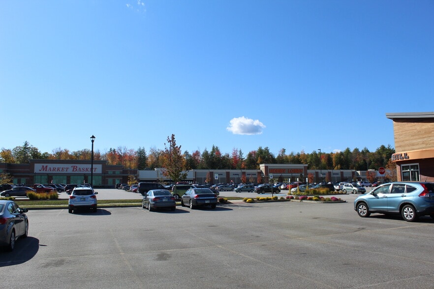 More Photos Of 92 Farmington Rd, Rochester Unknown For Lease