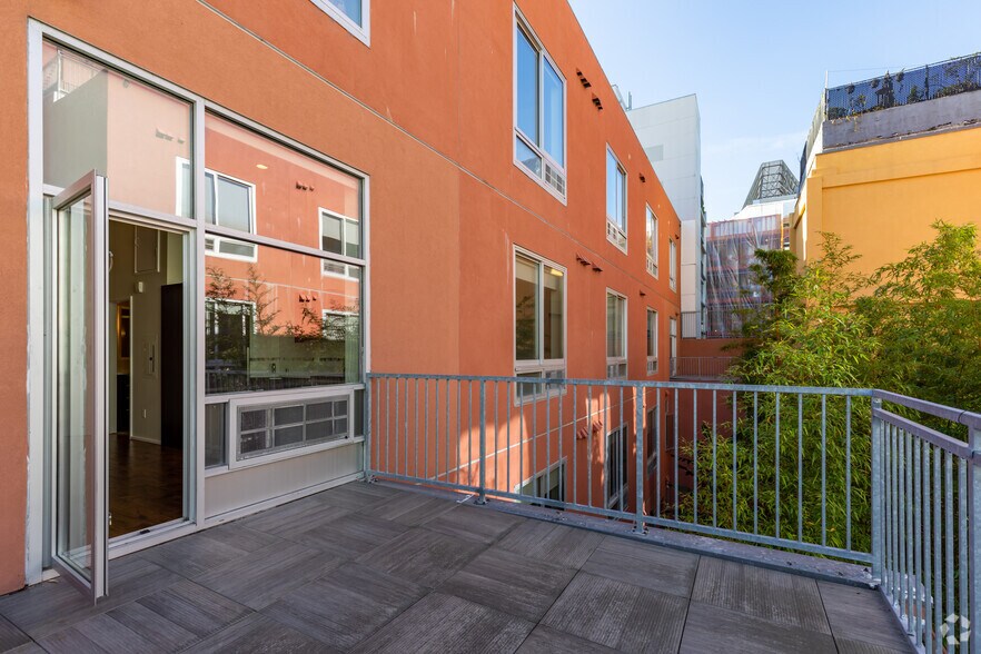 More Photos Of 529 Stevenson St, San Francisco Apartments For Lease
