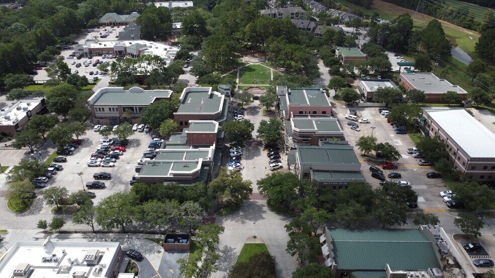 More Photos Of 8 N Main St, Kingwood Unknown For Lease