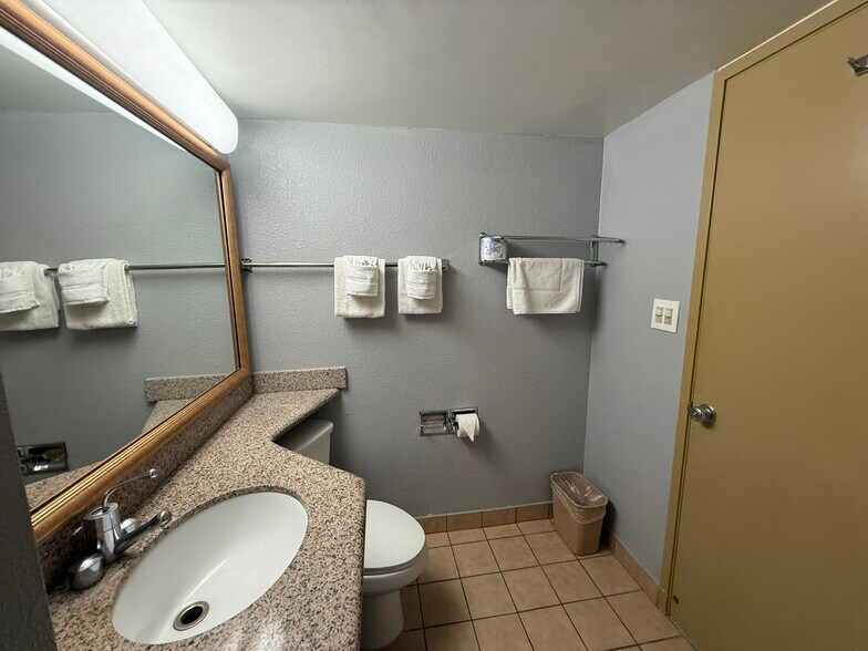 More Photos Of 4219 E Waterloo Rd, Stockton Hotel For Sale