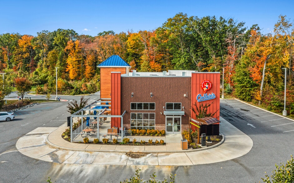 Primary Photo Of 481 Stanton Christiana Rd, Newark Fast Food For Sale