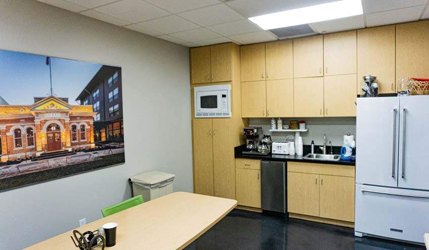 More Photos Of 990 Isom Rd, San Antonio Office For Lease