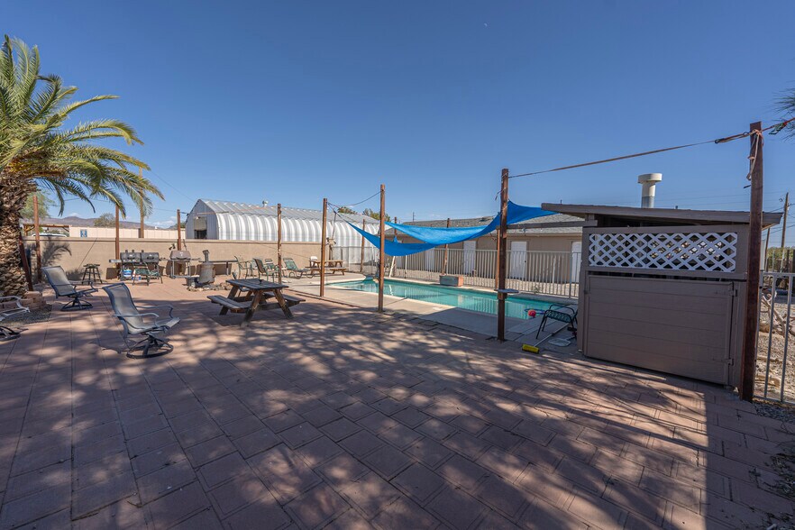 More Photos Of 5221 Hwy 68, Golden Valley Flex For Sale