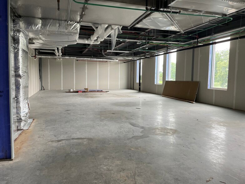 More Photos Of 824 Bull Lea Run, Lexington Medical For Lease