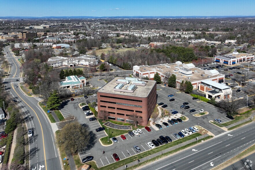 More Photos Of 1760 Reston Pky, Reston Office For Lease