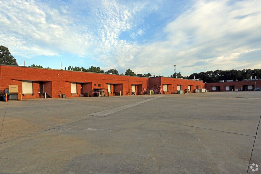 More Photos Of 800-801 Capitola Dr, Durham Research And Development For Lease