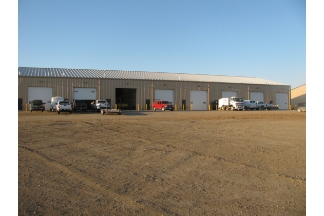 Primary Photo Of 5051 Owan Industrial Park Dr, Williston Warehouse For Lease