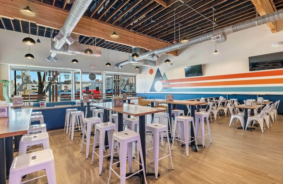 More Photos Of 1217 2nd St S, Nampa Storefront For Sale