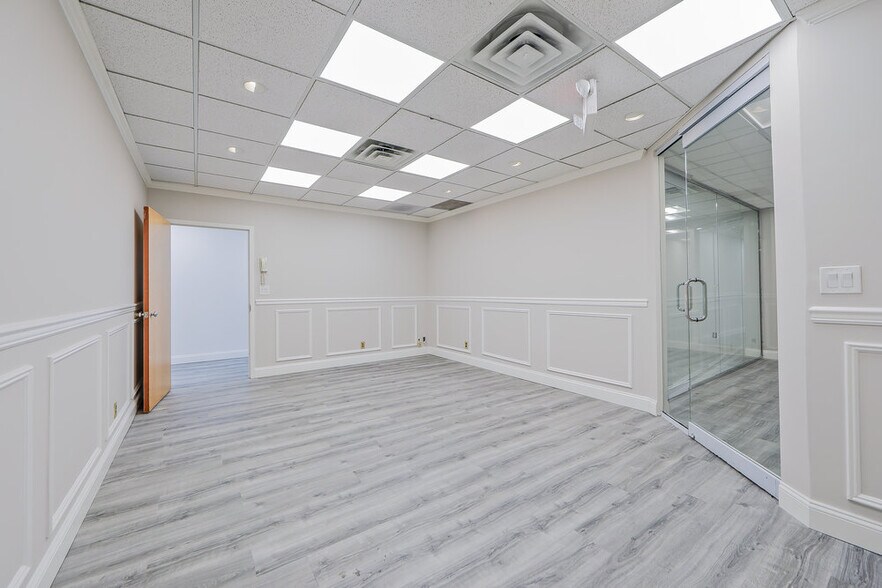 More Photos Of 41 Grand Ave, River Edge Office For Lease