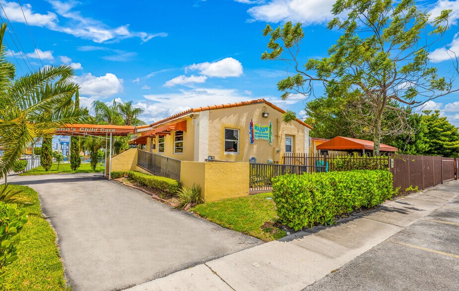 More Photos Of 3521 E 4th Ave, Hialeah Daycare Center For Sale